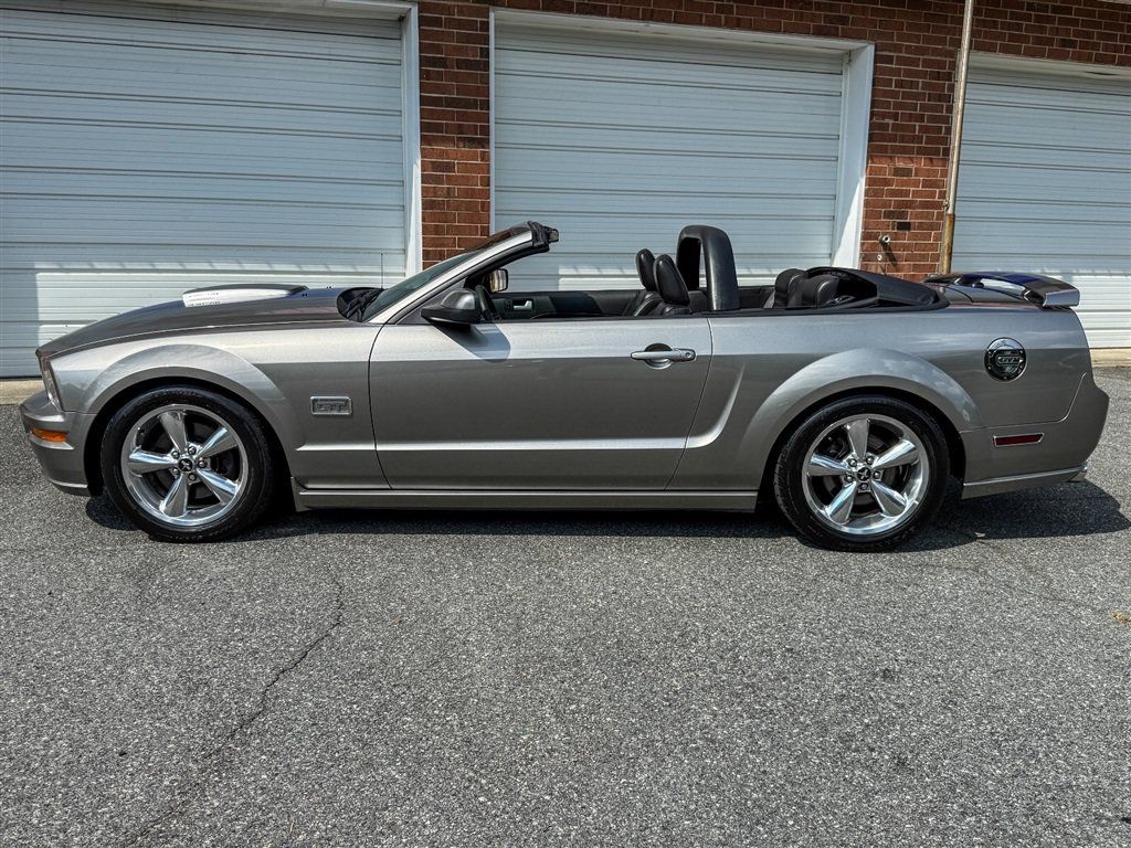Used 2008 Ford Mustang GT RWD image 24