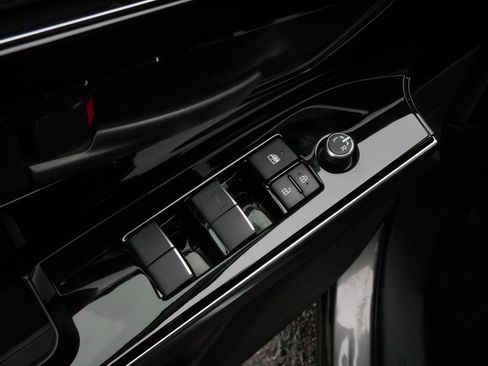 Certified 2023 Toyota bZ4X Limited image 19