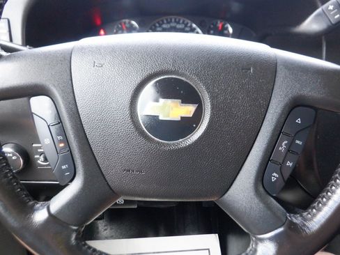 Used 2020 Chevrolet Express 2500 w/ Communications Package RWD image 17
