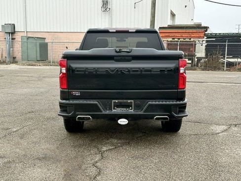 Used 2021 Chevrolet Silverado 1500 Custom w/ LPO, Dark Essentials Package AWD/4WD image 4