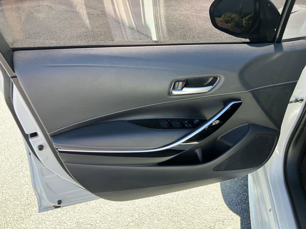 Used 2024 Toyota Corolla XSE FWD image 13