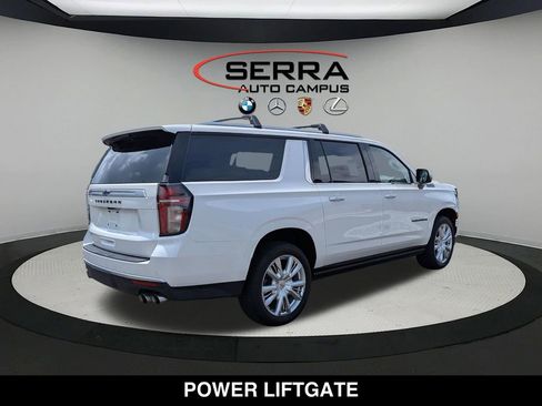 Used 2021 Chevrolet Suburban High Country AWD/4WD image 13
