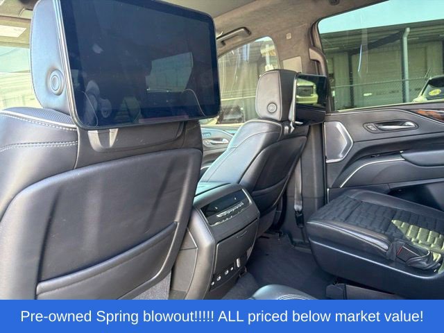 Used 2021 Cadillac Escalade Sport Platinum AWD/4WD image 19