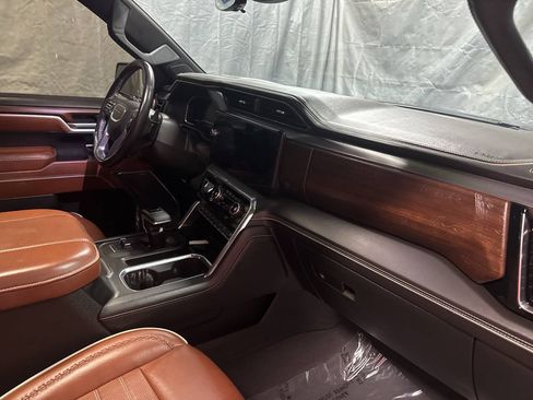 Used 2023 GMC Sierra 1500 Denali Ultimate AWD/4WD image 14