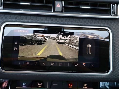 Used 2020 Land Rover Range Rover Velar S AWD/4WD image 34