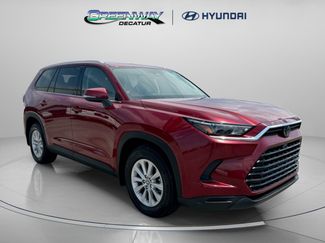 Used 2024 Toyota Grand Highlander XLE FWD video 1