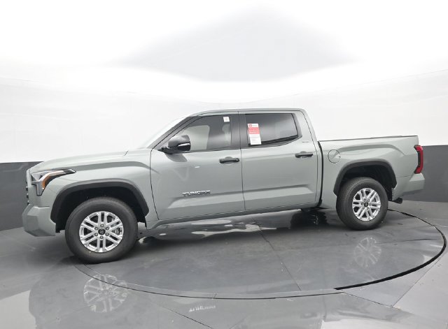 New 2026 Toyota Tundra SR5 w/ SR5 Convenience Package RWD image 2