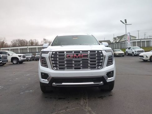 New 2026 GMC Yukon XL Denali w/ Denali Reserve Package AWD/4WD image 2