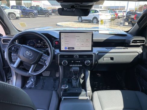 Certified 2024 Toyota Tacoma TRD Off-Road AWD/4WD image 14