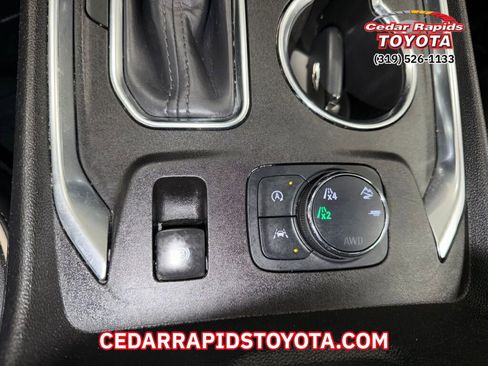 Used 2022 Chevrolet Traverse Premier w/ Redline Edition image 15