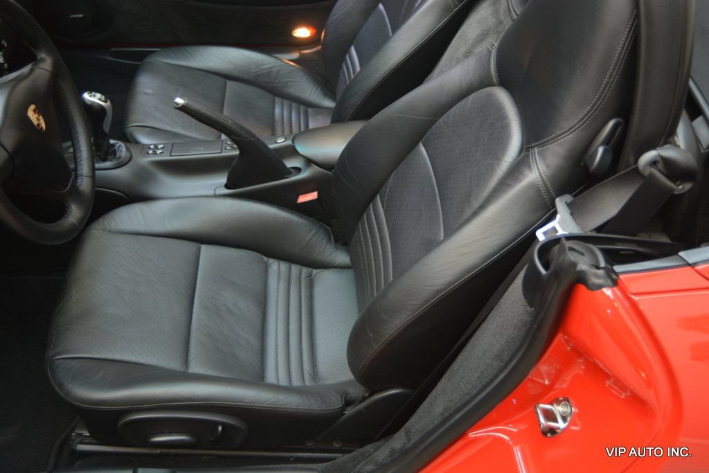 Used 2002 Porsche Boxster S RWD image 28