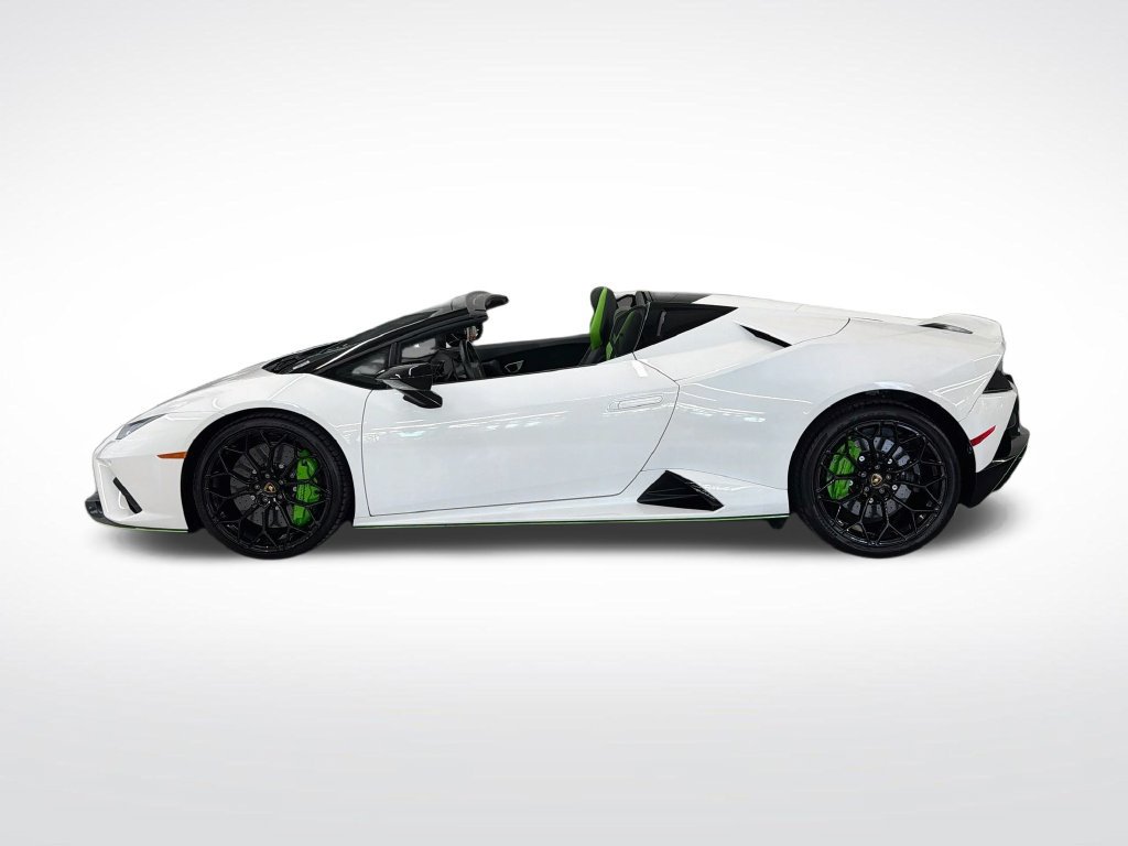 Used 2023 Lamborghini Huracan EVO RWD image 2