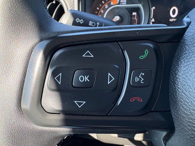 Used 2025 Jeep Wrangler Unlimited Rubicon w/ Safety Group AWD/4WD image 23