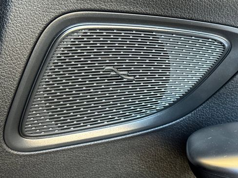 New 2025 Mercedes-Benz C 300 4MATIC Sedan image 21