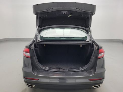 Used 2019 Ford Fusion Titanium image 29