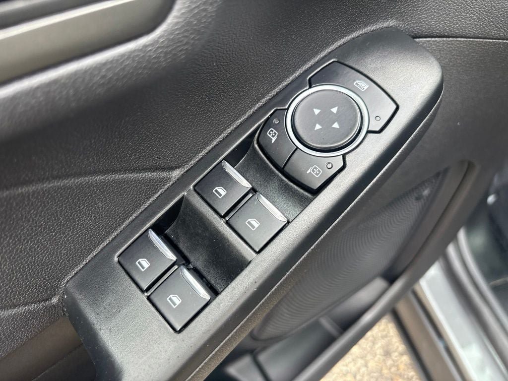 Used 2025 Ford Escape Active w/ Cold Weather Package FWD image 15