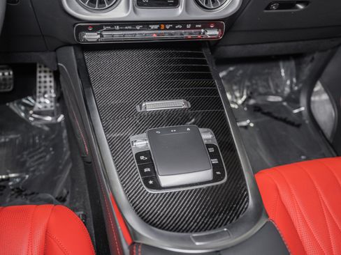 Used 2025 Mercedes-Benz G 63 AMG 4MATIC image 43