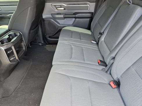 Used 2019 RAM 1500 Big Horn AWD/4WD image 30