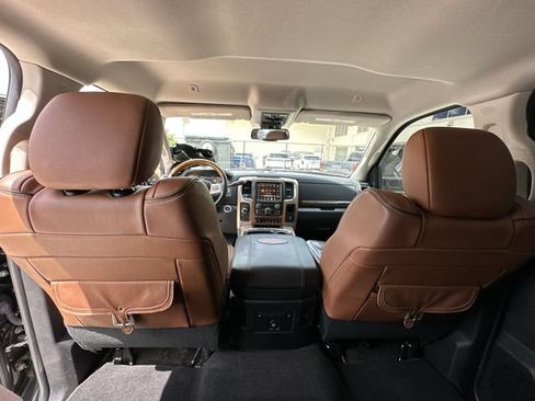 Used 2017 RAM 3500 Laramie Longhorn AWD/4WD image 31