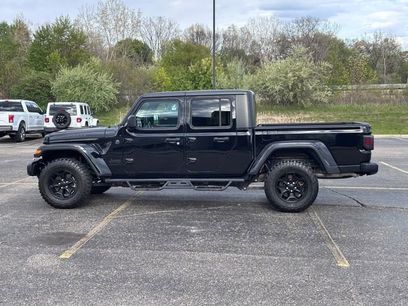 Used 2023 Jeep Gladiator Sport