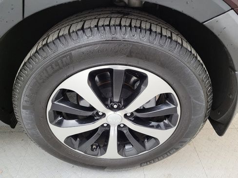 Used 2017 Kia Sorento EX w/ EX V6 Premium Package image 31