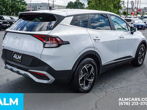 Used 2025 Kia Sportage LX FWD image 6