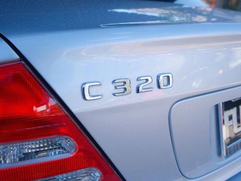 Used 2002 Mercedes-Benz C 320 Sedan image 49