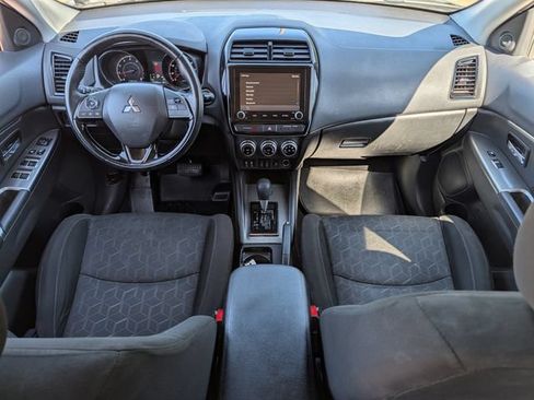 Used 2021 Mitsubishi Outlander Sport SE FWD image 9