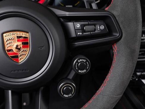 Used 2025 Porsche 911 GT3 RS RWD image 37
