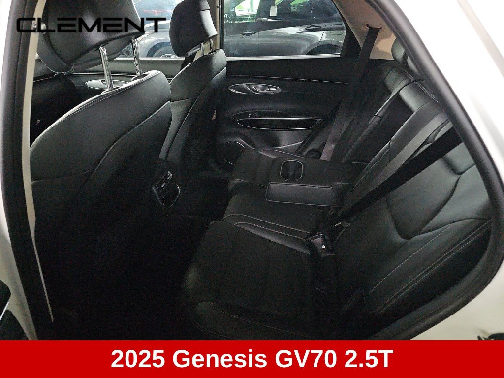 Used 2025 Genesis GV70 2.5T AWD/4WD image 5