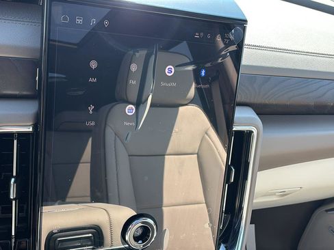 New 2026 GMC Yukon XL Denali w/ Denali Reserve Package RWD image 37