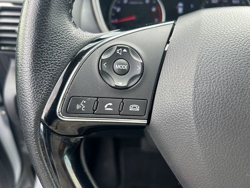 Used 2024 Mitsubishi Eclipse Cross image 19