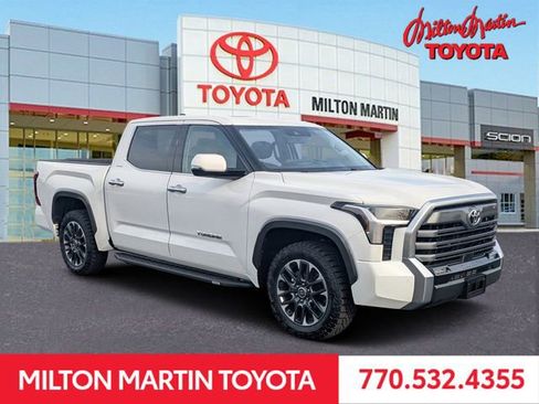 Used 2023 Toyota Tundra Limited image 1