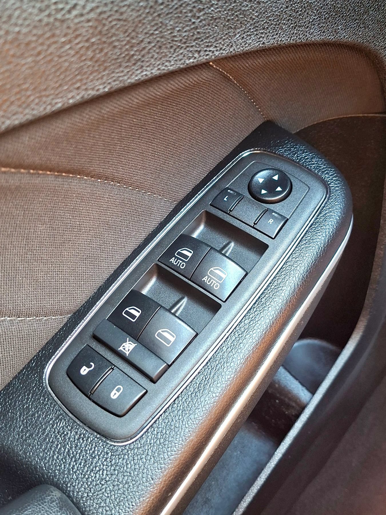 Used 2021 Dodge Charger R/T RWD image 31