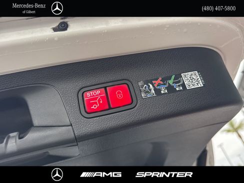 Certified 2025 Mercedes-Benz GLS 450 4MATIC image 7