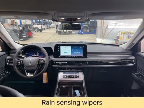 New 2026 Lincoln Aviator AWD image 43