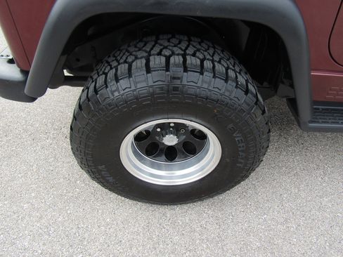 Used 2001 Jeep Wrangler Sahara image 11