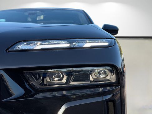 New 2026 BMW 760i xDrive image 9