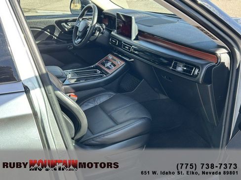 Used 2024 Lincoln Aviator Reserve image 30