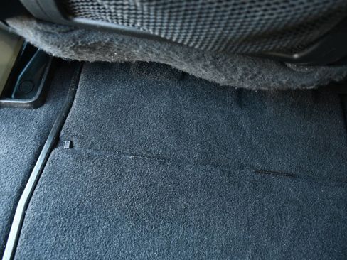 Used 2015 Chrysler Town & Country Touring image 17