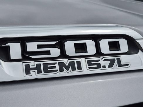 Certified 2019 RAM 1500 Laramie AWD/4WD image 13