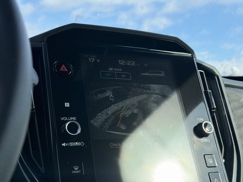 Used 2025 Subaru Forester Premium w/ Convenience Package #1 image 6