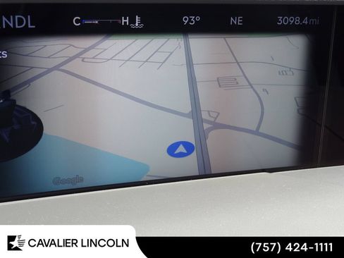 Used 2026 Lincoln Nautilus Premier AWD/4WD image 20