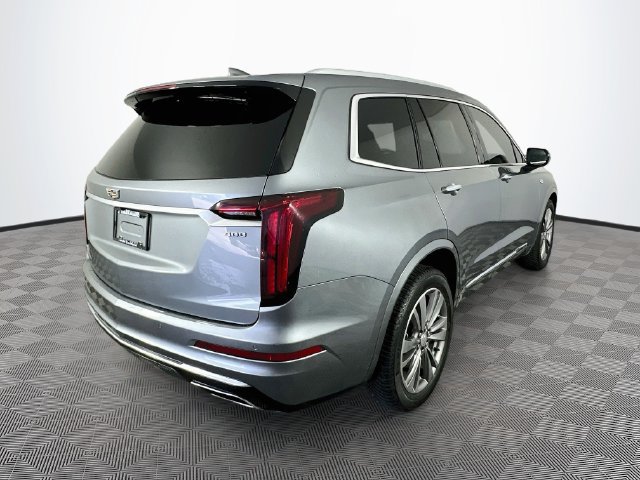 Used 2021 Cadillac XT6 Premium Luxury w/ LPO, Floor Liner Package FWD image 12