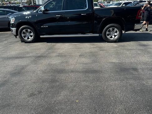 Used 2022 RAM 1500 Laramie AWD/4WD image 2