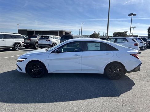 New 2026 Hyundai Elantra Sport image 13