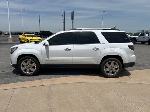 Used 2017 GMC Acadia Limited SLT FWD image 8