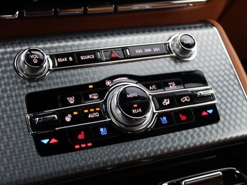 Certified 2023 Lincoln Aviator Black Label w/ Dynamic Handling Package image 25