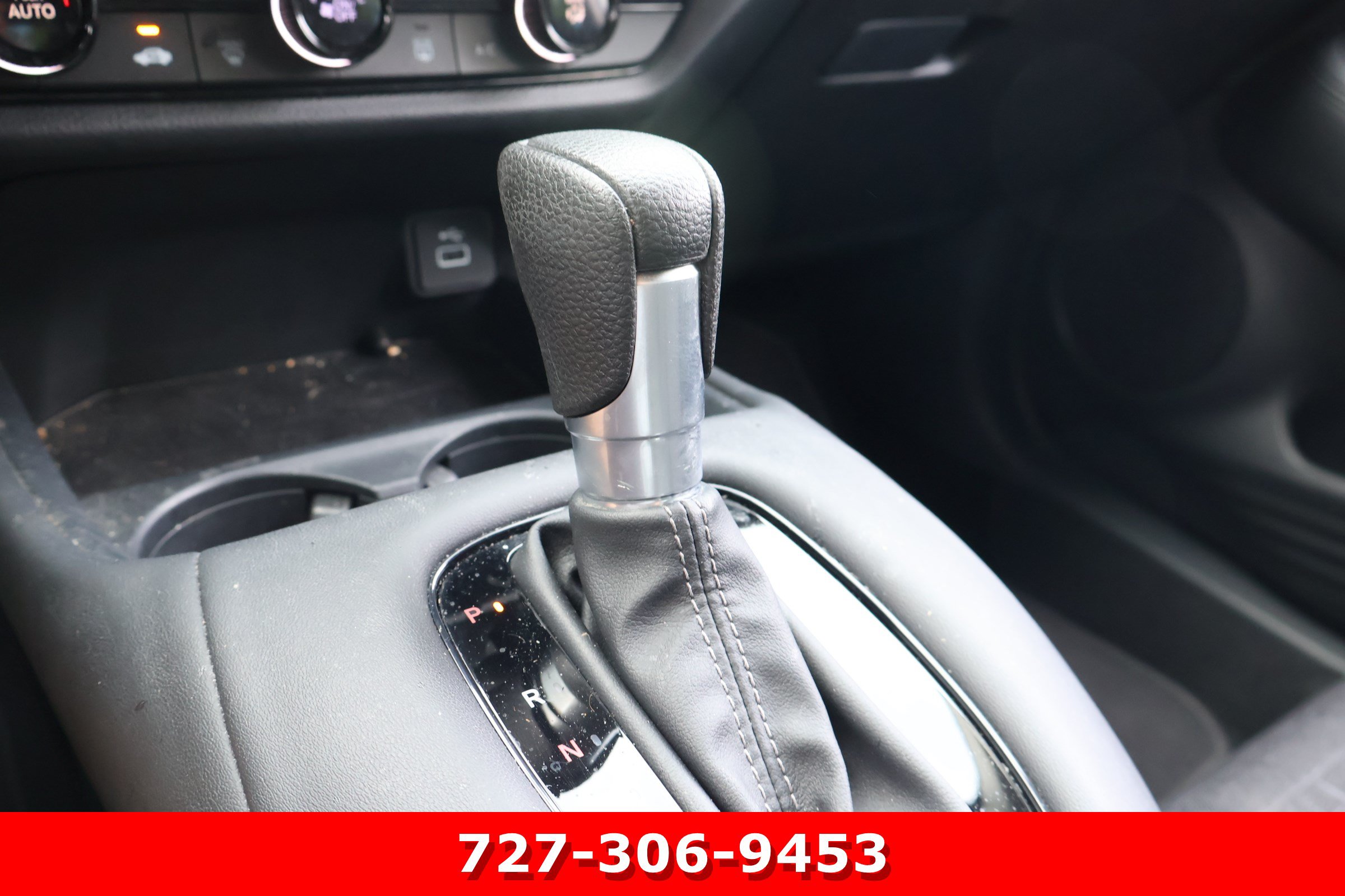 Used 2025 Honda HR-V LX image 22