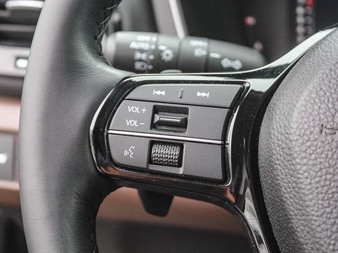 Used 2024 Honda Pilot Elite image 30
